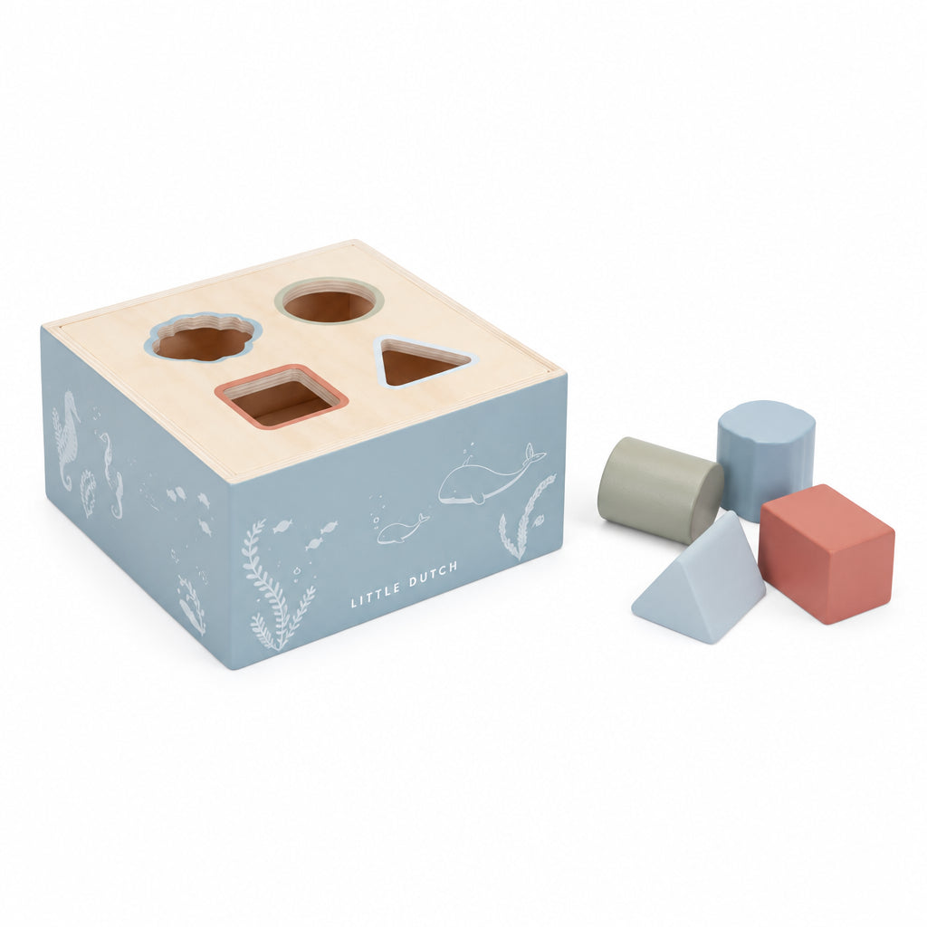 Little Dutch Shape Sorter